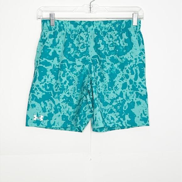 Boys Under Armour Printed Shorts Size XL - Picture 1 of 7